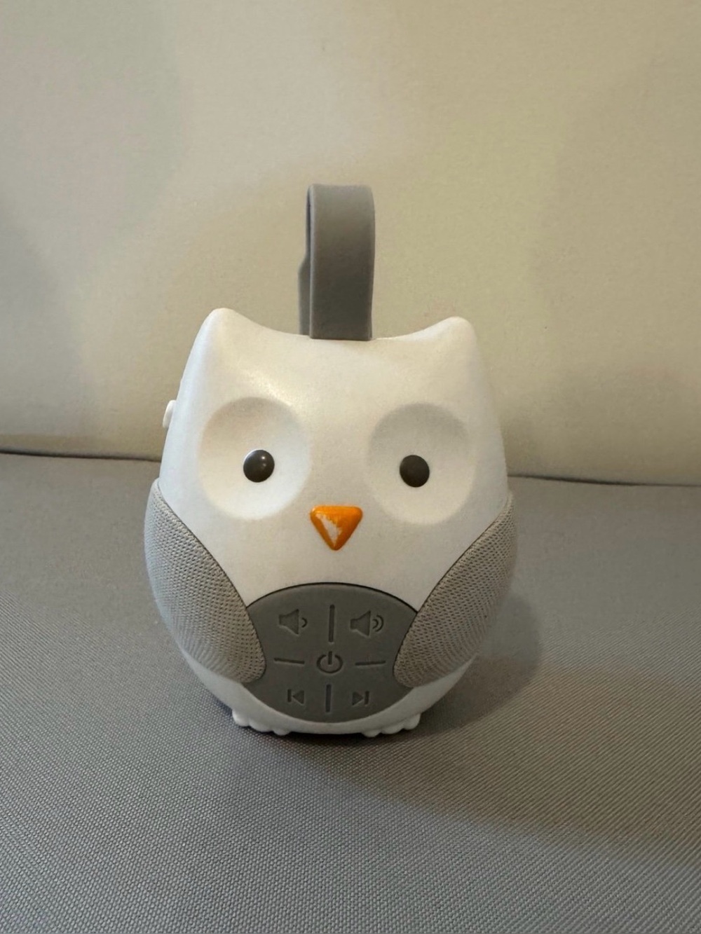 Skip hop owl portable sound machine